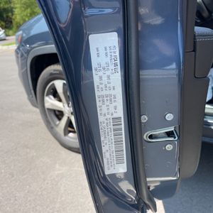 2019 JEEP CHEROKEE LIMITED 缩略图 52