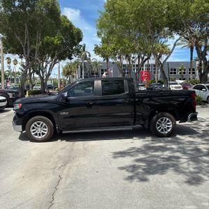 2024 Chevrolet SILVERADO 1500 LT 照片 3