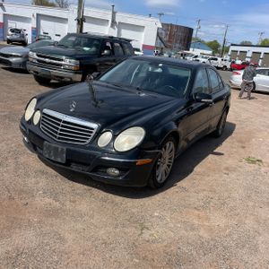 MERCEDES-BENZ E-CLASS - 1