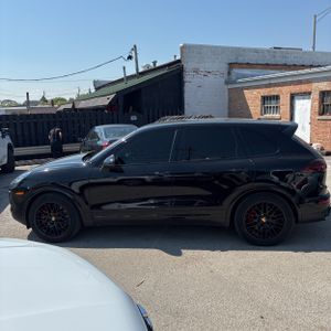 PORSCHE CAYENNE - 3