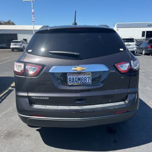 CHEVROLET TRAVERSE LS - 7