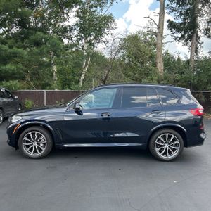 2023 BMW X5 XDRIVE40I photo 3