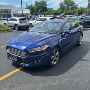 FORD FUSION SE - 1