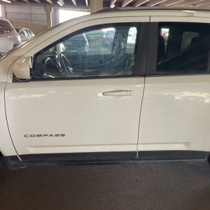 صورة 4 لـ 2016 JEEP COMPASS LATITUDE