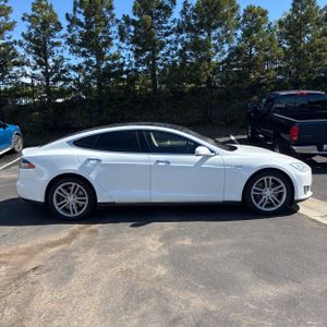 TESLA MODEL S BASE - 10