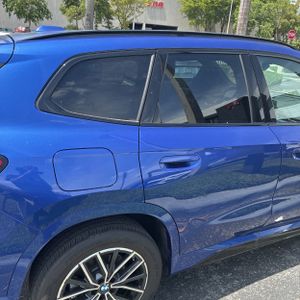 صورة 9 لـ 2025 BMW X1 XDRIVE28I