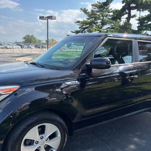 صورة 2 لـ 2016 KIA SOUL BASE