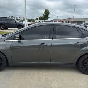 FORD FOCUS TITANIUM - 4