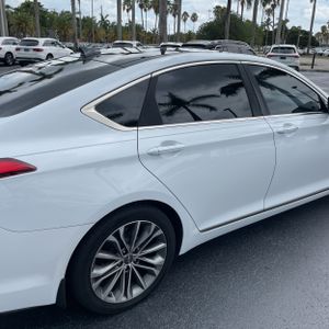 صورة 9 لـ 2015 Hyundai GENESIS 3.8L