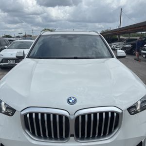 صورة 15 لـ 2025 BMW X5 PHEV XDRIVE50E