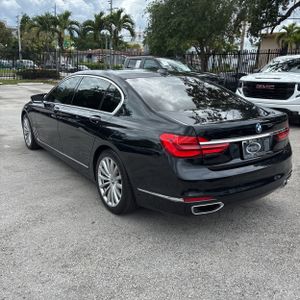 BMW 7 SERIES 740I - 5