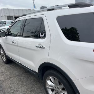 FORD EXPLORER LIMITED - 6