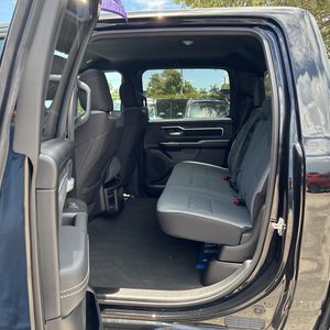 2024 RAM 1500 BIG HORN thumbnail 34