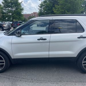 FORD EXPLORER SPORT - 4