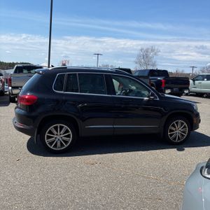 VOLKSWAGEN TIGUAN 2.0T S 4MOTION - 10