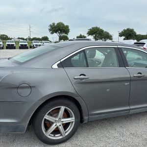 FORD TAURUS SEL - 9