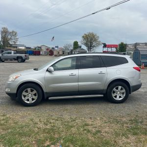 CHEVROLET TRAVERSE LT - 3