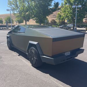TESLA CYBERTRUCK BASE - 5