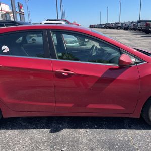 HYUNDAI ELANTRA GT BASE - 9