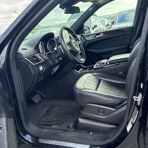 2017 Mercedes-BENZ GLS — миниатюра 32