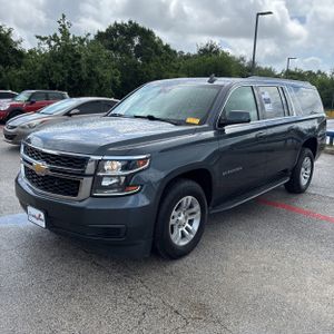 CHEVROLET SUBURBAN LT - 1