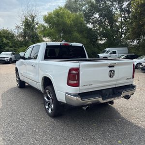 2020 RAM 1500 LIMITED 照片 3