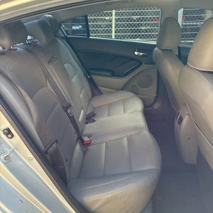 صورة مصغرة 33 لـ 2014 KIA FORTE EX