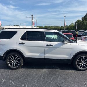 FORD EXPLORER SPORT - 10