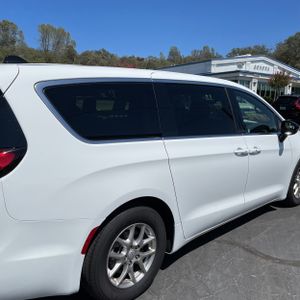 2025 Chrysler PACIFICA SELECT 照片 9