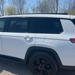 JEEP GRAND CHEROKEE L LIMITED - 6