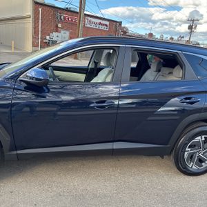 HYUNDAI TUCSON HYBRID BLUE - 4