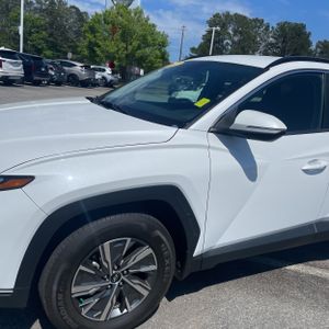 HYUNDAI TUCSON HYBRID BLUE - 2