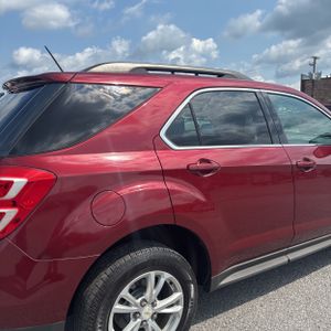 2017 Chevrolet EQUINOX LT — фото 9