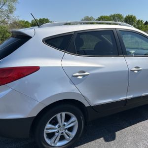 HYUNDAI TUCSON GLS - 9