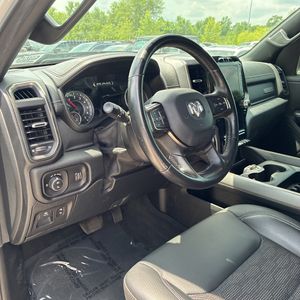 2022 RAM 1500 SPORT thumbnail 37