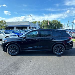 صورة 3 لـ 2026 Acura MDX SH-AWD W/A-SPEC
