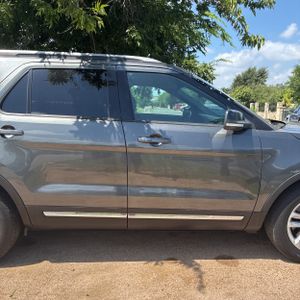 2016 FORD EXPLORER XLT — миниатюра 11