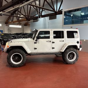 2016 JEEP WRANGLER UNLIMITED SAHARA — фото 3