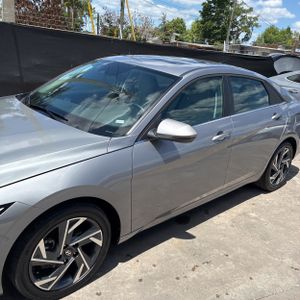 HYUNDAI ELANTRA LIMITED - 2