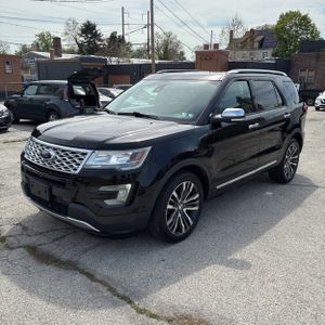 FORD EXPLORER PLATINUM - 1
