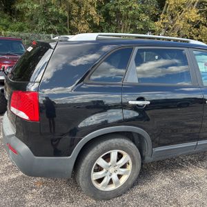 2011 KIA SORENTO LX — фото 9