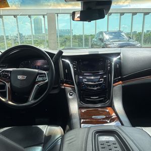2017 Cadillac ESCALADE LUXURY 缩略图 36