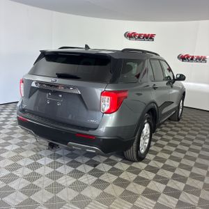 FORD EXPLORER XLT - 7