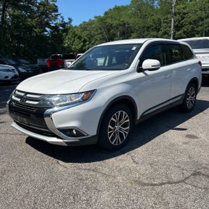 2017 Mitsubishi OUTLANDER SE — фото 1