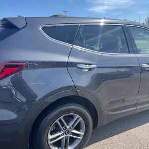 HYUNDAI SANTA FE SPORT 2.4L - 9