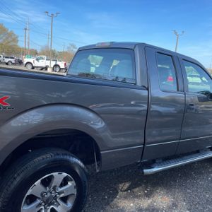 FORD F-150 STX - 9