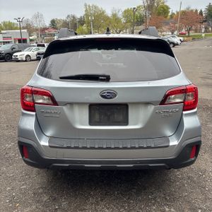 SUBARU OUTBACK 3.6R LIMITED - 7