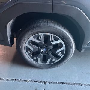 2025 Subaru FORESTER PREMIUM 照片 19