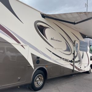 FORD F-53 MOTORHOME CHASSIS - 9