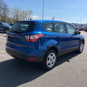 FORD ESCAPE S - 8